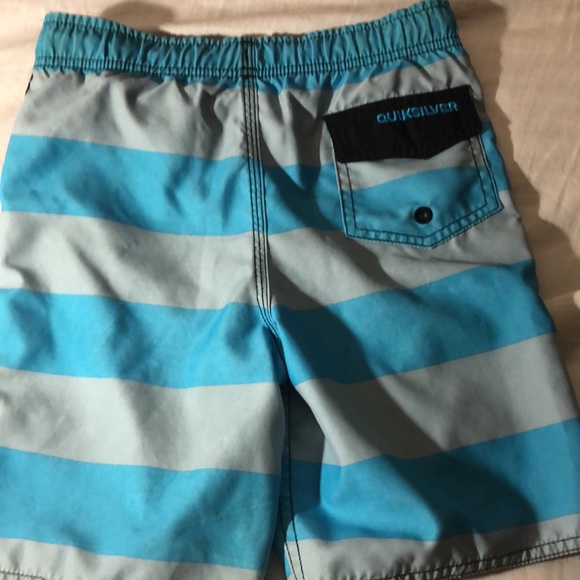 Quicksilver boys board swim shorts in blue and gray, size S (5) - Picture 3 of 5
